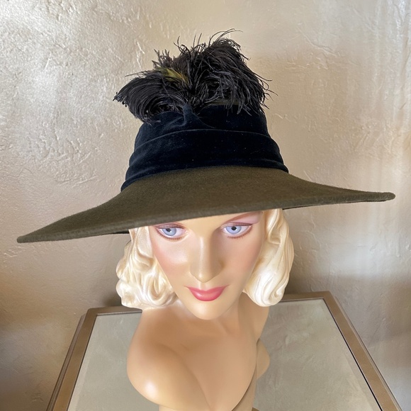 GRANDIOSE OLIVE GRFEEN FELT WIDE BRIM FEDORA + BLACK VELOUR 